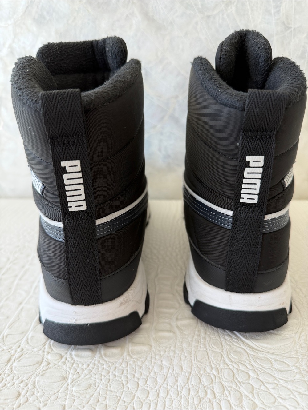 Puma Kids Black and Gray Insulated High-Top Boots Size 5,5 - Picture 5 of 16